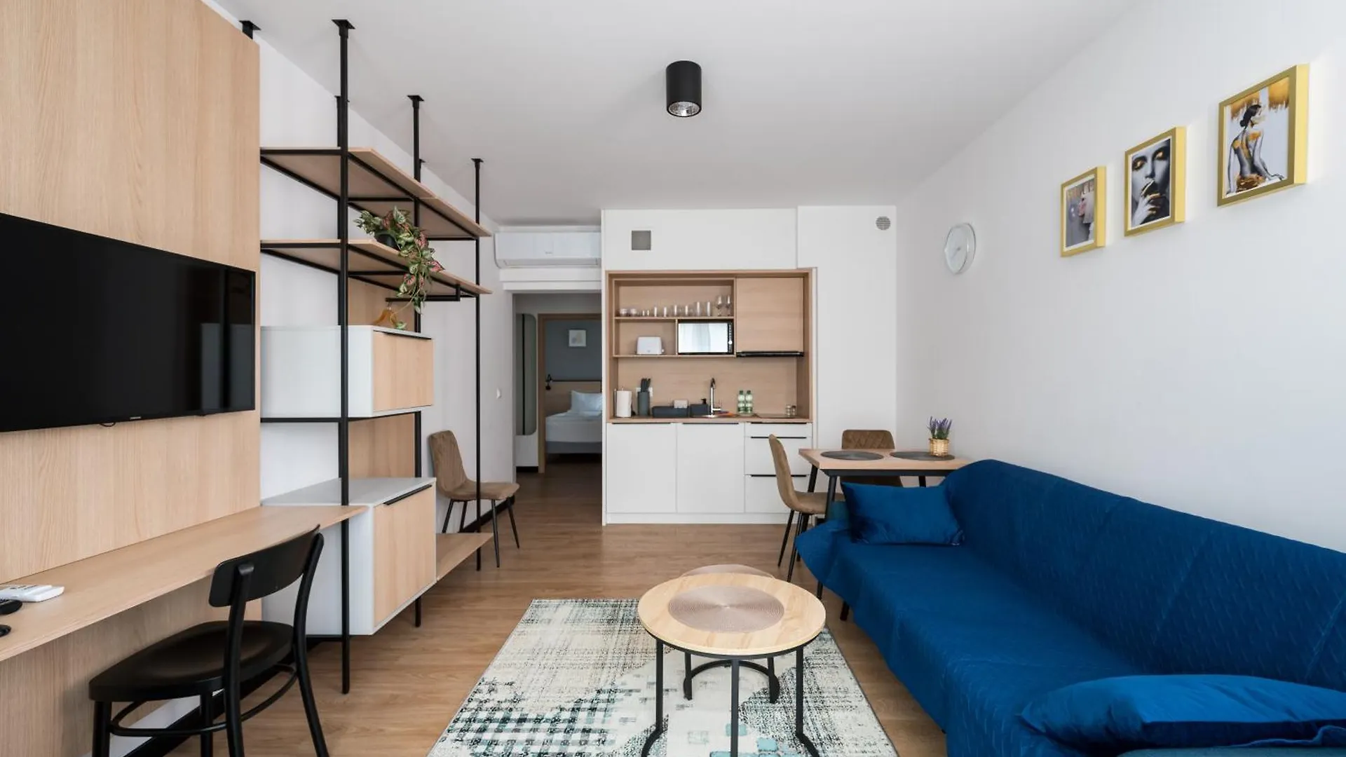 National Stadium Apartments Warschau