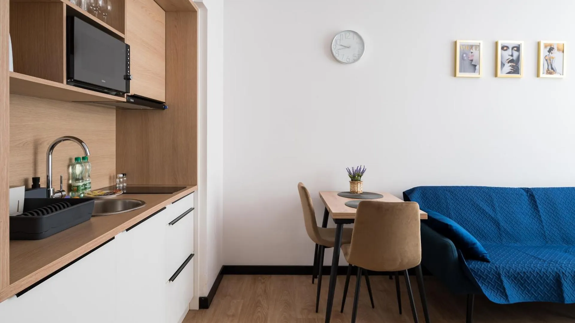 National Stadium Apartments Warschau