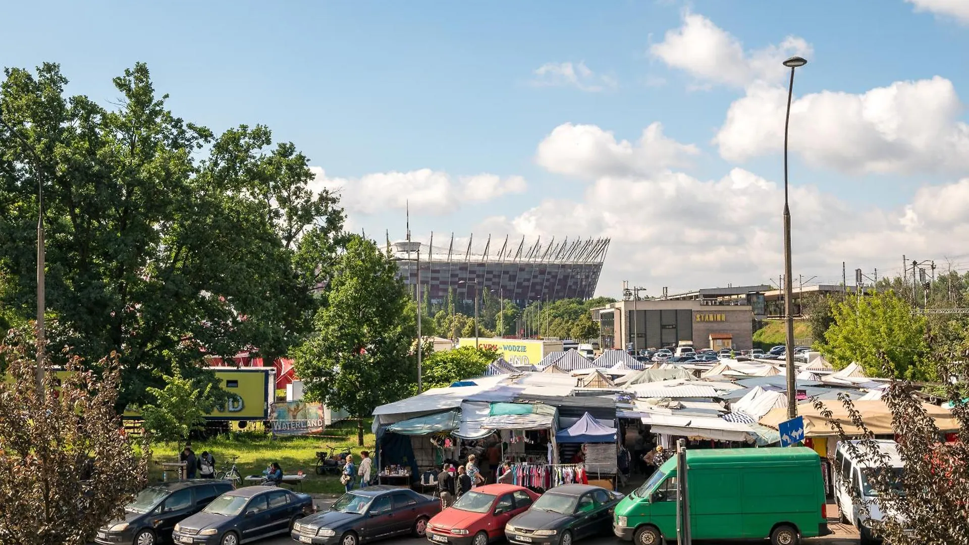National Stadium Apartments Warschau